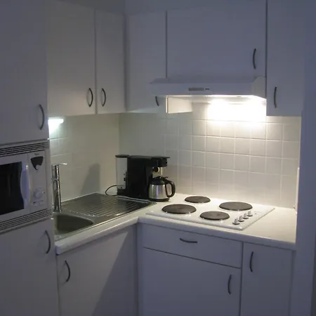 Zeezicht Xvii - Modern With Terrace, View On Pool T53 아파트 *